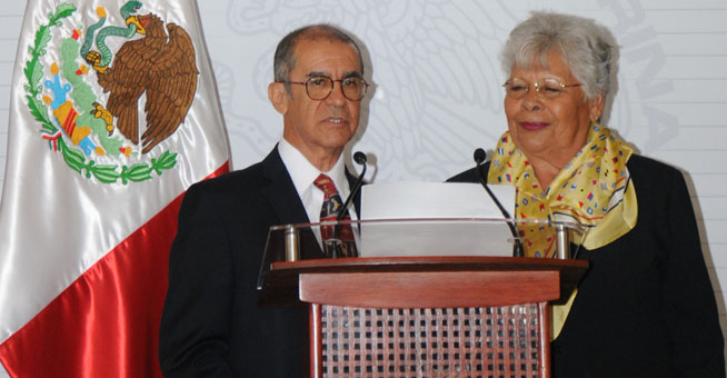 Premiación de los ganadores del VI Concurso Nacional Literario Memorias ...